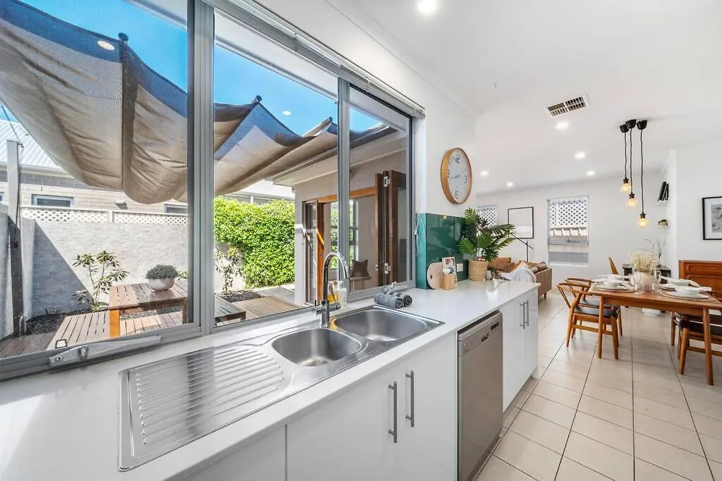Holiday home Chalfont Way @ Glengowrie - Wifi Bbq Family Villa Somerton Park